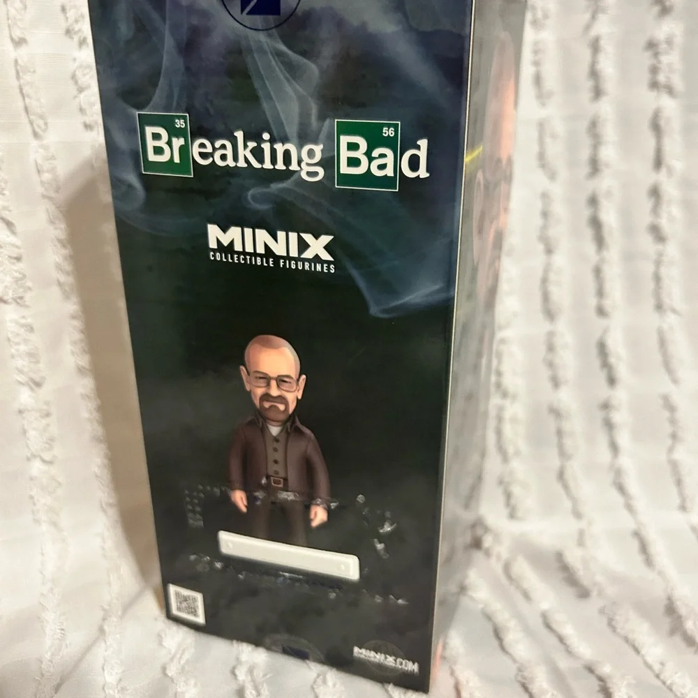 Walter‎ White Vinyl Figure